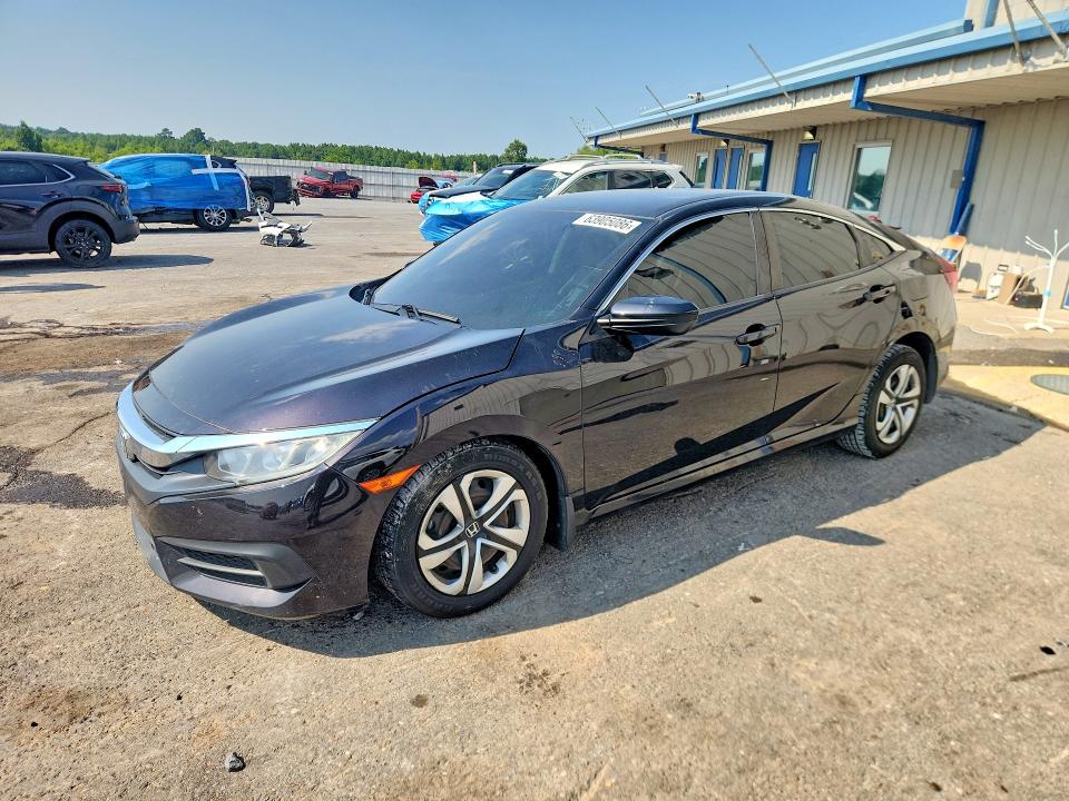63905086 :رقم المزاد ، 19XFC2F56JE038440 vin ، 2018 Honda Civic مزاد بيع