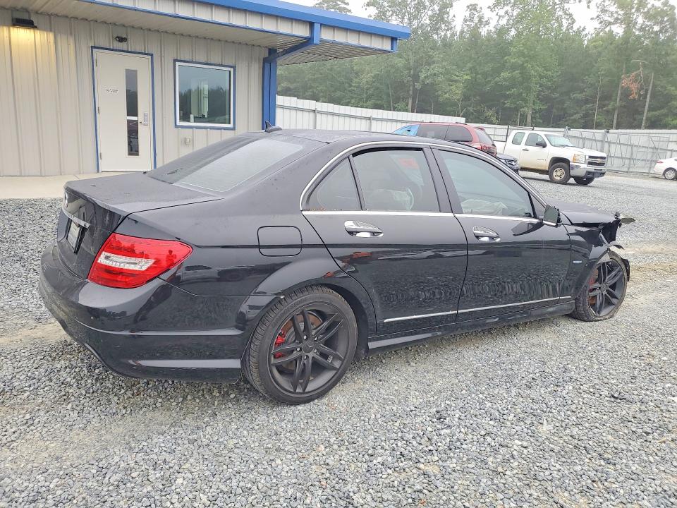 Продаж на аукціоні авто 2012 Mercedes-benz C, vin: WDDGF4HB9CR197931, номер лоту: 62823656