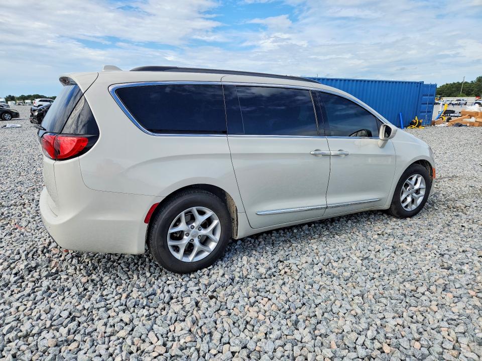 Продажа на аукционе авто 2017 Chrysler Pacifica, vin: 2C4RC1BG8HR610597, номер лота: 66949316