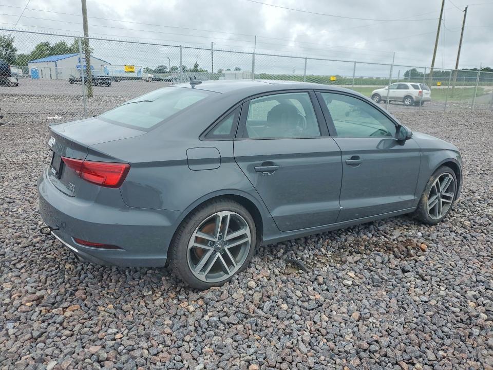 Продаж на аукціоні авто 2018 Audi A3, vin: WAUB8GFF7J1026688, номер лоту: 65346476