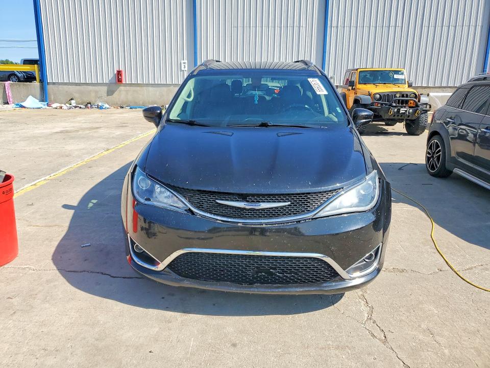 65603676 :رقم المزاد ، 2C4RC1BG8LR139057 vin ، 2020 Chrysler Pacifica مزاد بيع