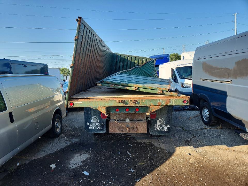 1996 Ford F700 მანქანა იყიდება აუქციონზე, vin: 1FDNF70J3TVA14175, აუქციონის ნომერი: 63387646