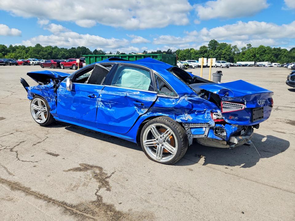 2014 Audi S4 მანქანა იყიდება აუქციონზე, vin: WAUMGAFLXEA130158, აუქციონის ნომერი: 63231276