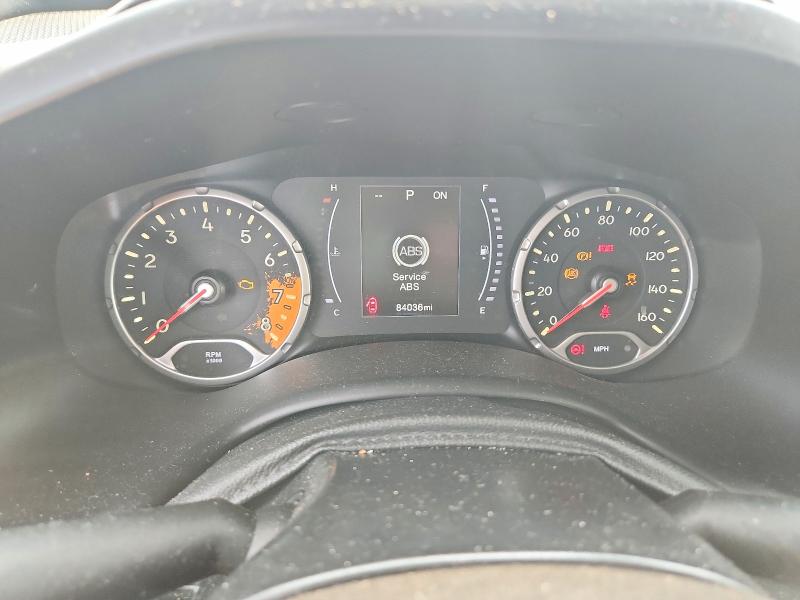 Продаж на аукціоні авто 2018 Jeep Renegade, vin: ZACCJBAB1JPH58558, номер лоту: 64690826