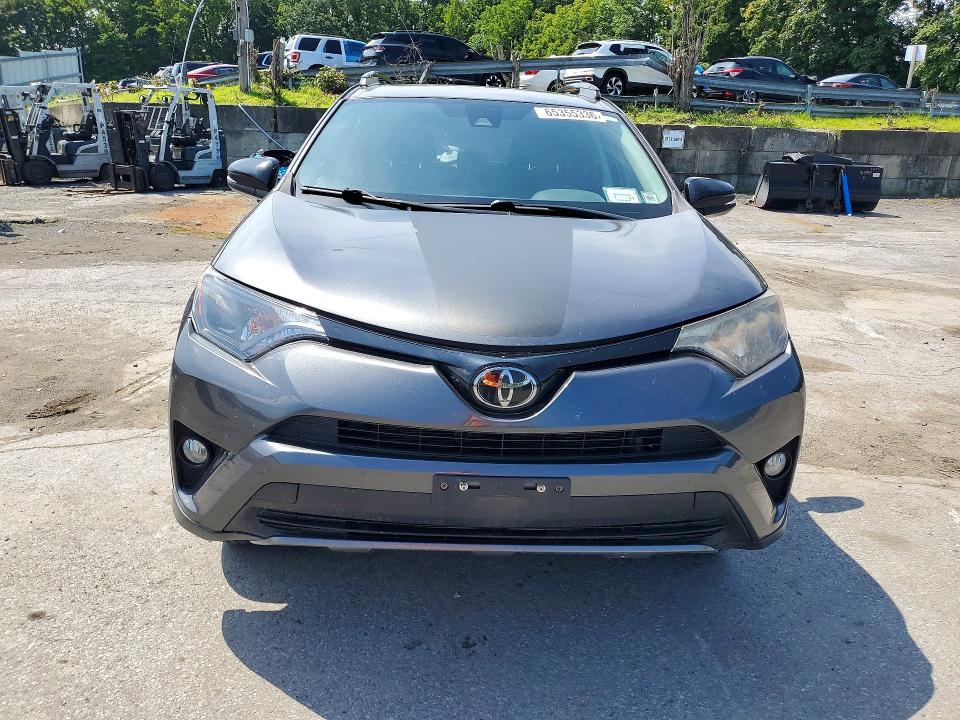 2018 Toyota Rav4 მანქანა იყიდება აუქციონზე, vin: 2T3RFREV1JW700959, აუქციონის ნომერი: 65355336