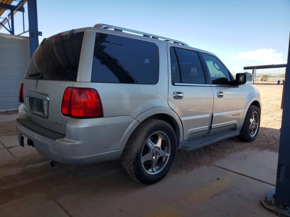 Продаж на аукціоні авто 2003 Lincoln Navigator, vin: 5LMFU27R53LJ37557, номер лоту: 66252206