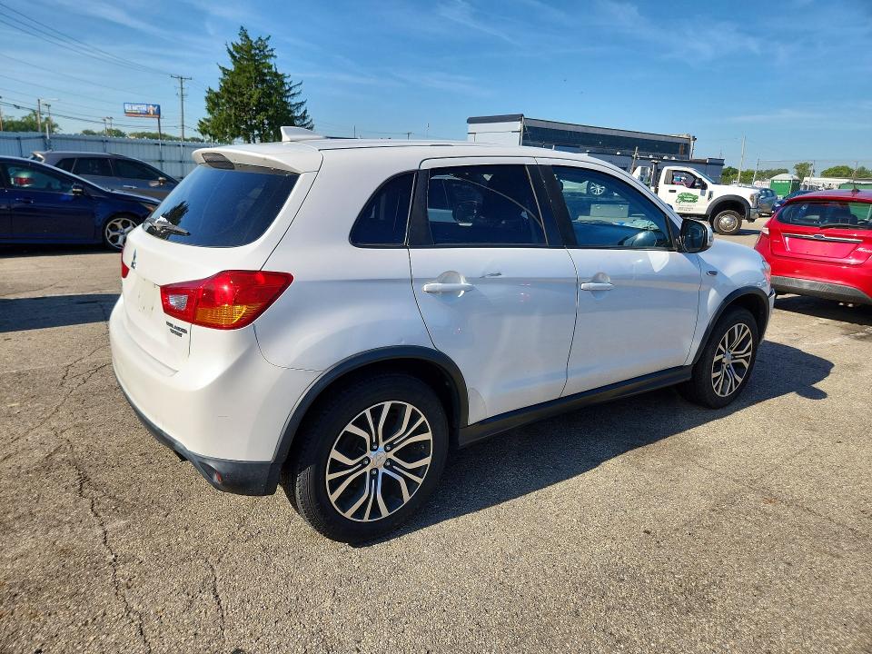 2017 Mitsubishi Outlander Sport მანქანა იყიდება აუქციონზე, vin: JA4AP3AU0HZ030538, აუქციონის ნომერი: 65935646