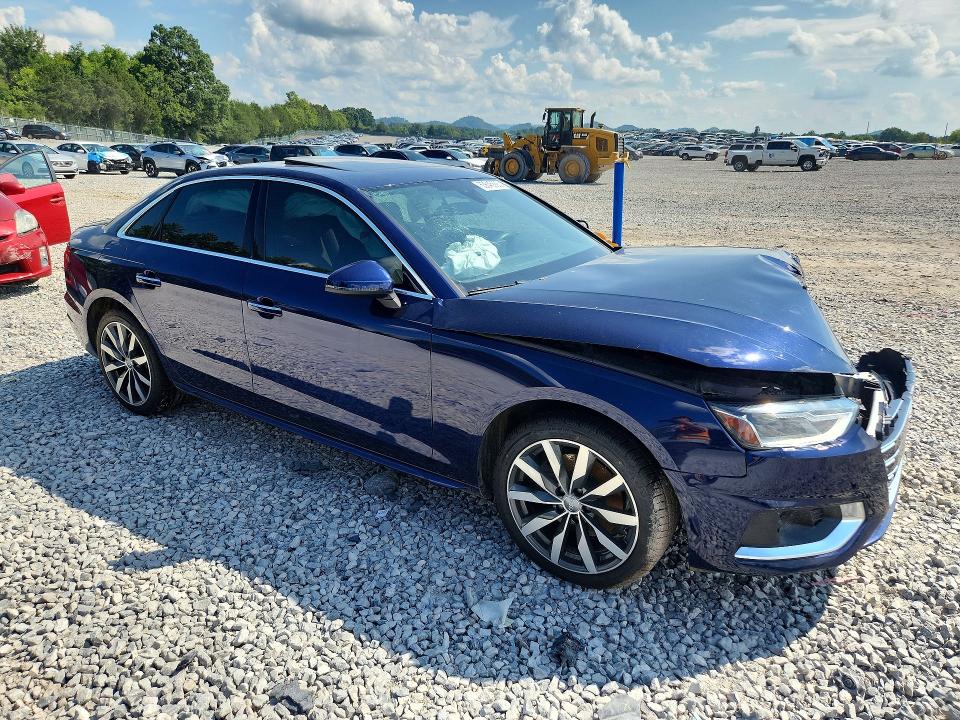 63645686 :رقم المزاد ، WAUABAF40MN003730 vin ، 2021 Audi A4 مزاد بيع