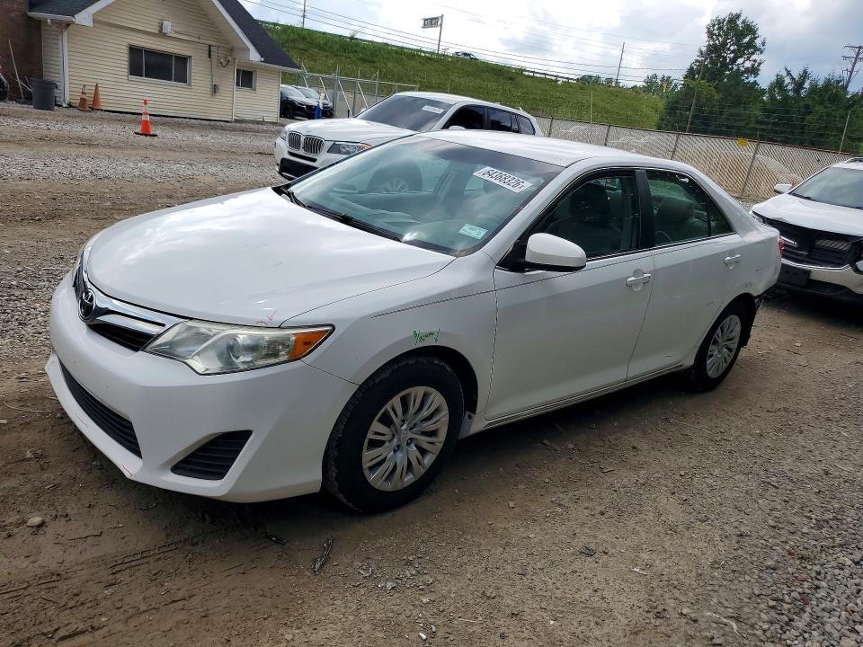 2013 Toyota Camry მანქანა იყიდება აუქციონზე, vin: 4T1BF1FK1DU282696, აუქციონის ნომერი: 64368326