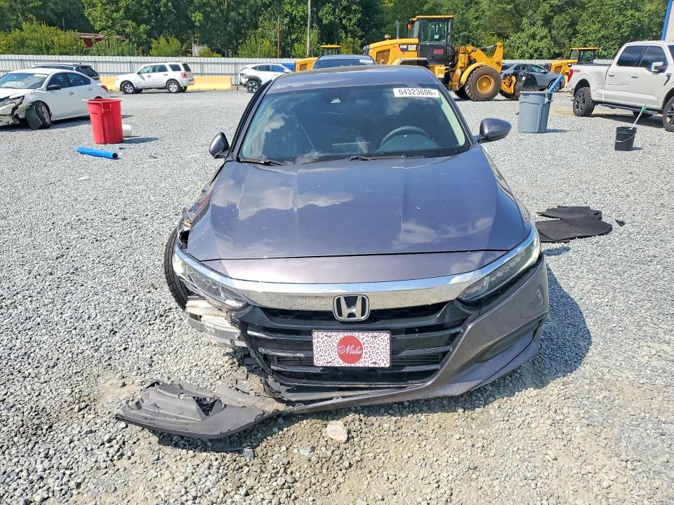 Продажа на аукционе авто 2020 Honda Accord, vin: 1HGCV1F18LA108578, номер лота: 64323606