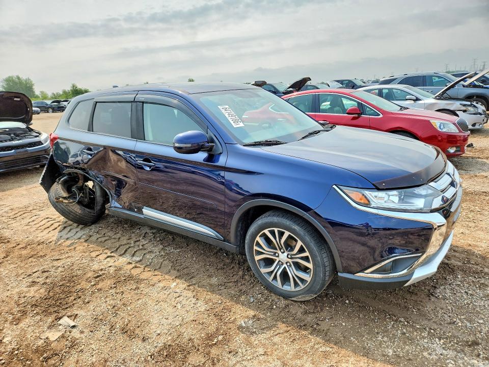 64149186 :رقم المزاد ، JA4AZ3A30HZ051388 vin ، 2017 Mitsubishi Outlander مزاد بيع