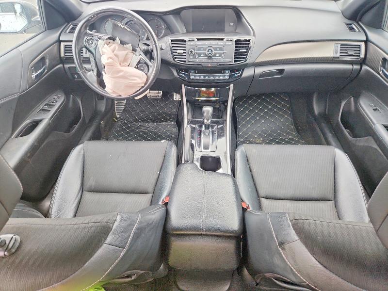 Продажа на аукционе авто 2017 Honda Accord, vin: 1HGCR2F5XHA285606, номер лота: 63508046
