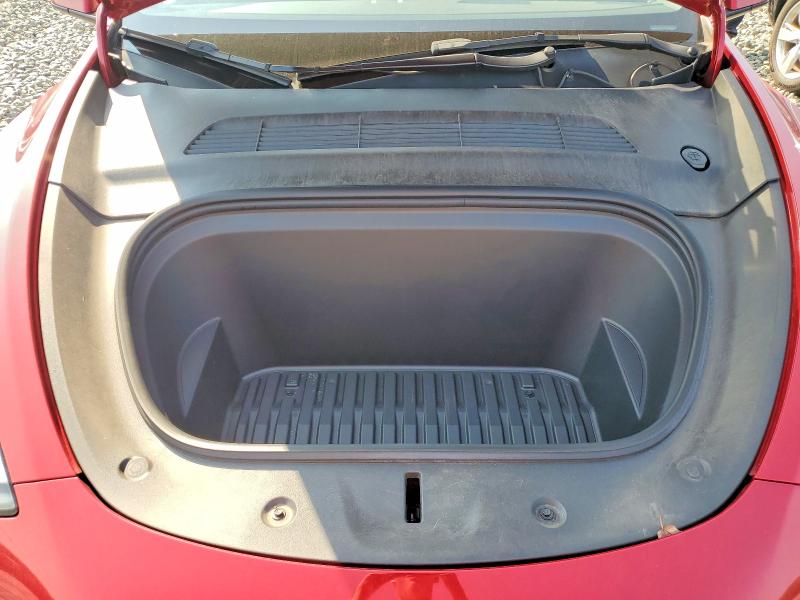 64966646 :رقم المزاد ، 7SAYGDEE0NF423344 vin ، 2022 Tesla Model Y مزاد بيع