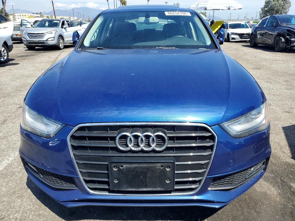 66252796 :رقم المزاد ، WAUEFAFL2FN006970 vin ، 2015 Audi A4 مزاد بيع