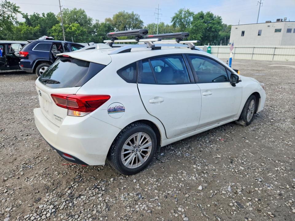 2017 Subaru Impreza მანქანა იყიდება აუქციონზე, vin: 4S3GTAD62H3713762, აუქციონის ნომერი: 64696036