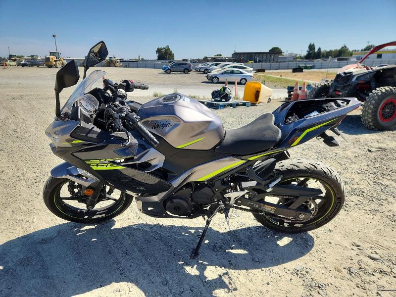 63722706 :رقم المزاد ، JKAEXKG19MDAB5213 vin ، 2021 Kawasaki Ex400 مزاد بيع