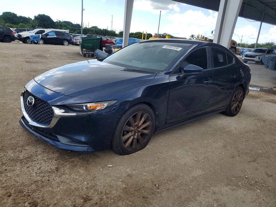 66992336 :رقم المزاد ، JM1BPABLXM1338264 vin ، 2021 Mazda 3 مزاد بيع