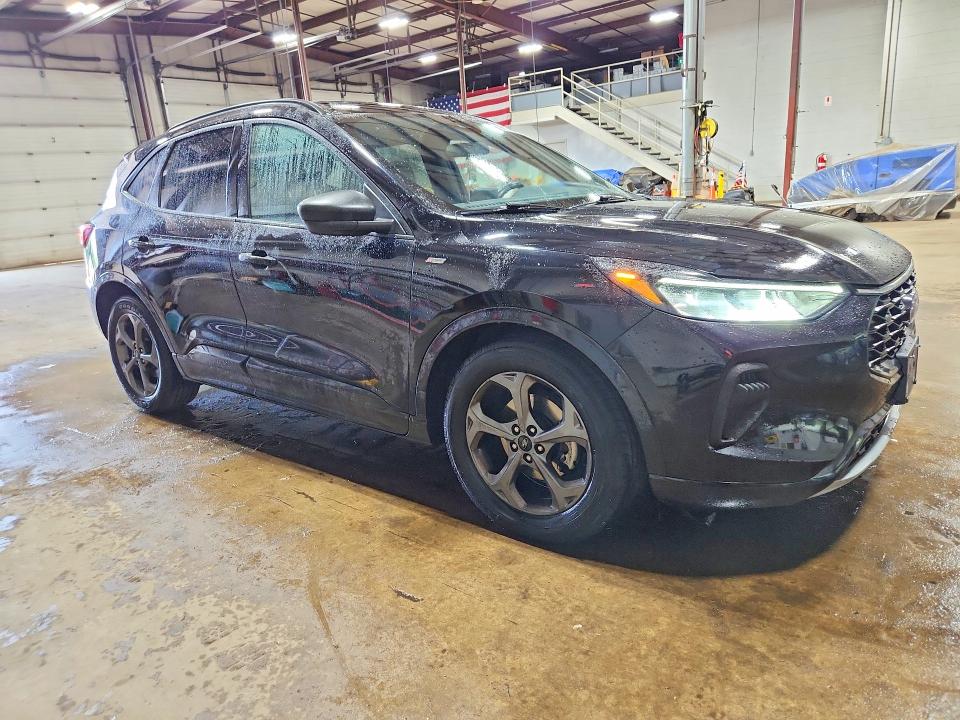 Продажа на аукционе авто 2023 Ford Escape, vin: 1FMCU0MN6PUA79096, номер лота: 63581366