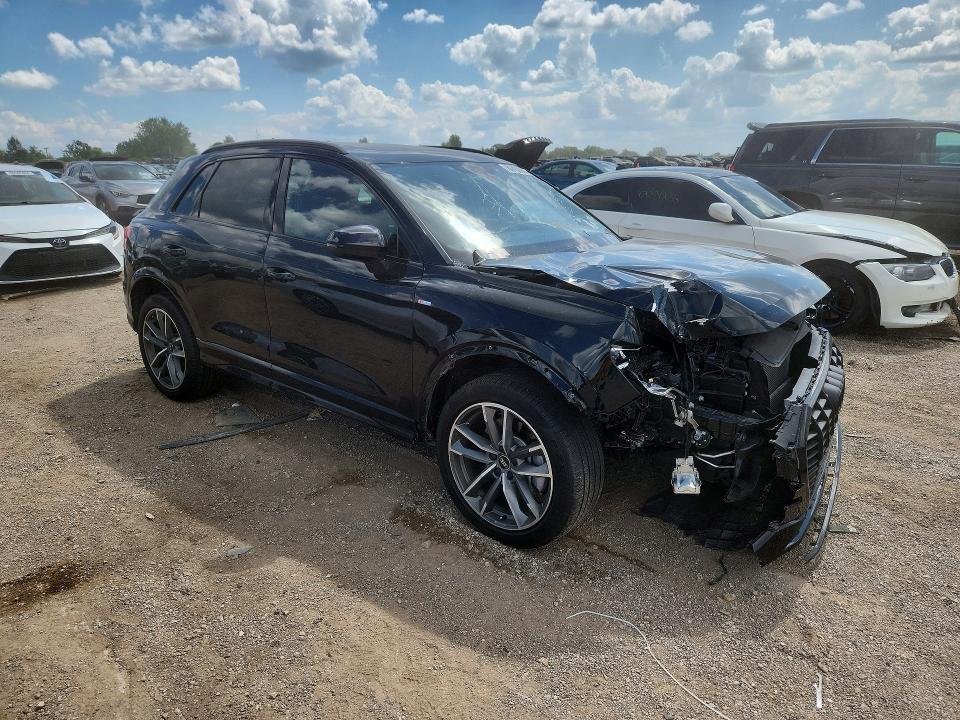 66459006 :رقم المزاد ، WA1DECF32R1186261 vin ، 2024 Audi Q3 مزاد بيع