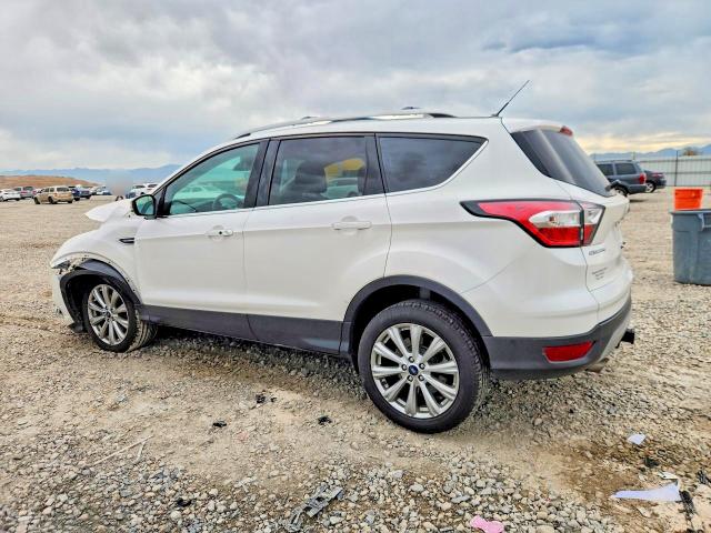 2017 Ford Escape მანქანა იყიდება აუქციონზე, vin: 1FMCU9J91HUB62576, აუქციონის ნომერი: 67099286