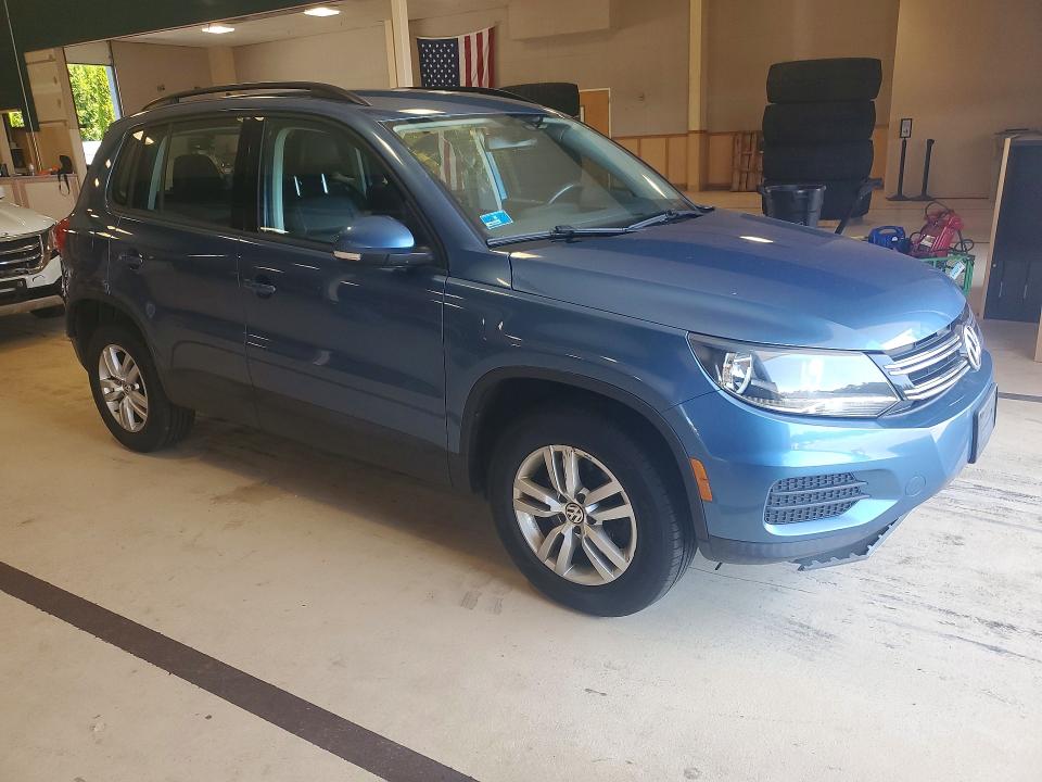 Продаж на аукціоні авто 2017 Volkswagen Tiguan, vin: WVGBV7AX6HK025267, номер лоту: 64762846