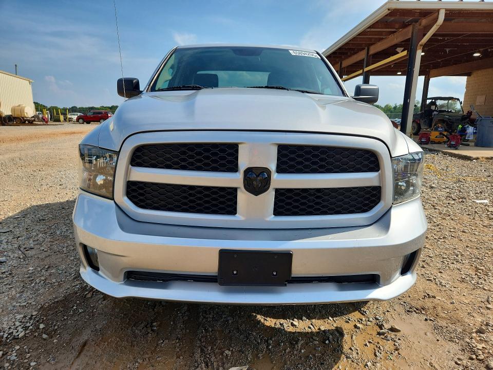 65894206 :رقم المزاد ، 1C6RR7KT0KS548558 vin ، 2019 Ram 1500 Classic مزاد بيع