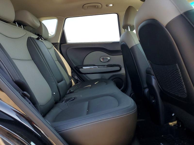 Продаж на аукціоні авто 2018 Kia Soul, vin: KNDJP3A51J7516596, номер лоту: 64289066