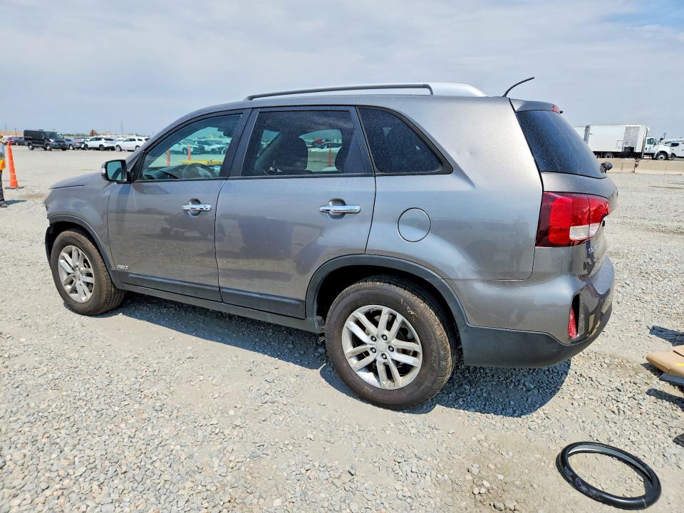 64836546 :رقم المزاد ، 5XYKTDA70FG650145 vin ، 2015 Kia Sorento مزاد بيع