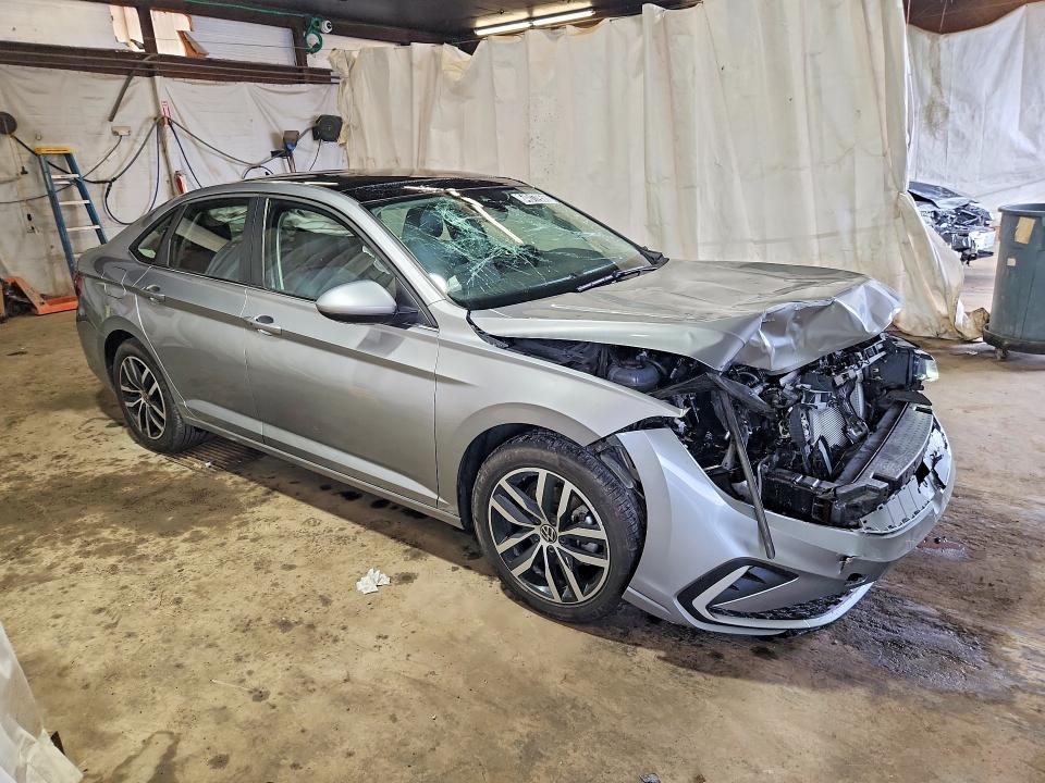 64017956 :رقم المزاد ، 3VW7X7BU8SM010579 vin ، 2025 Volkswagen Jetta مزاد بيع