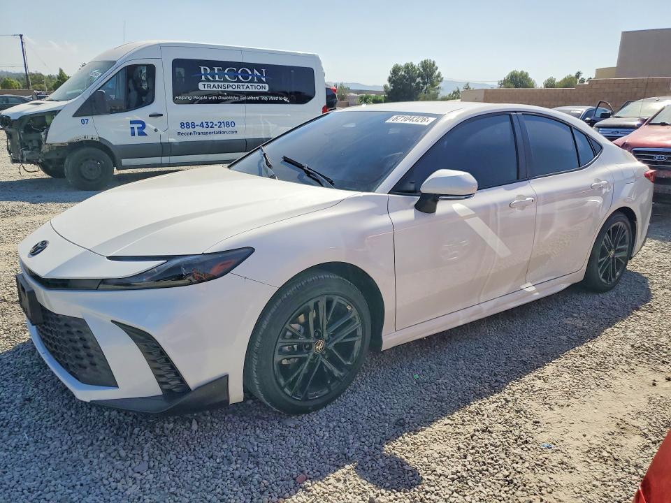 2026 Toyota Camry მანქანა იყიდება აუქციონზე, vin: 4T1DAACK7TU252452, აუქციონის ნომერი: 67104326