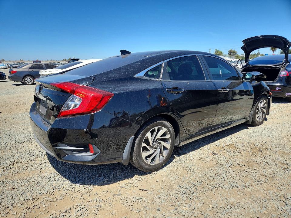 Aukcja sprzedaży 2017 Honda Civic, vin: 2HGFC2F77HH534297, numer aukcji: 65737486