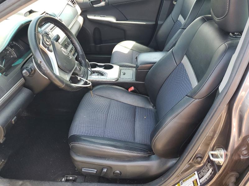 64539186 :رقم المزاد ، 4T1BF1FK8EU777141 vin ، 2014 Toyota Camry مزاد بيع