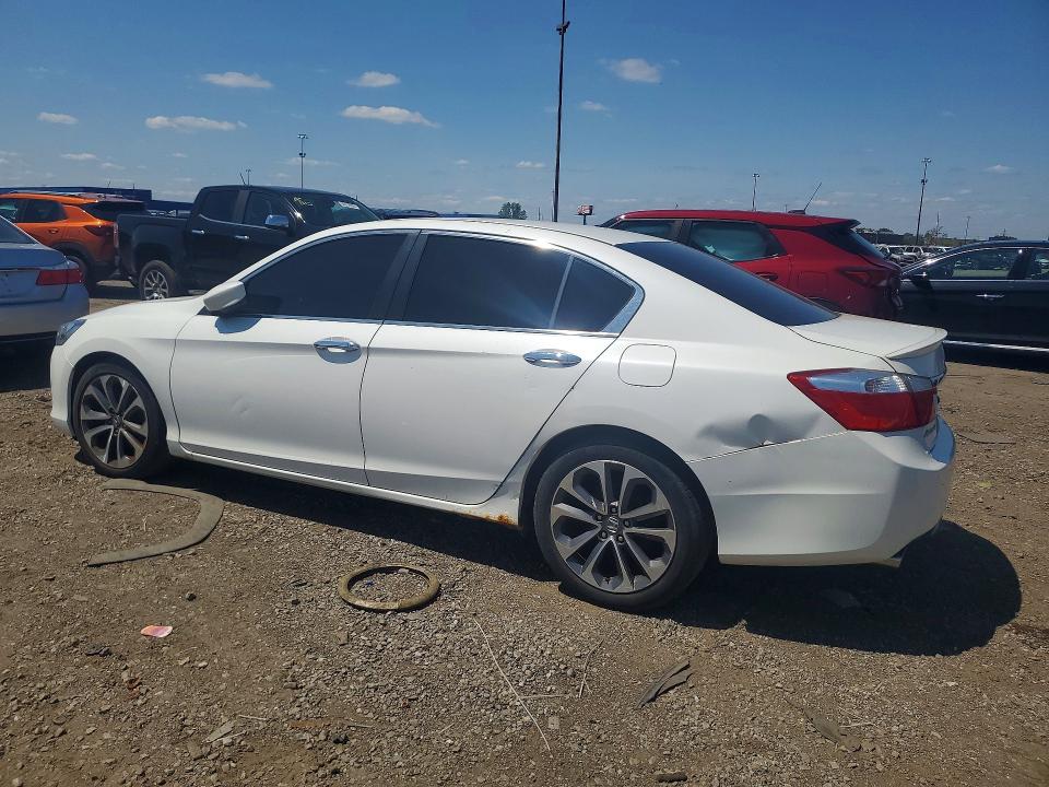 Продажа на аукционе авто 2015 Honda Accord, vin: 1HGCR2F51FA151175, номер лота: 63763846
