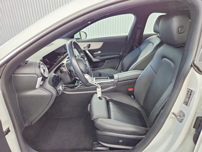 Продажа на аукционе авто 2025 Mercedes-benz Cla, vin: W1K5J4GB2SN511786, номер лота: 64242876