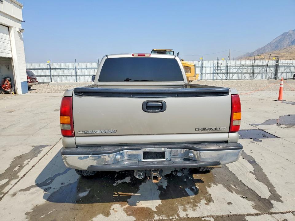 64423676 :رقم المزاد ، 1GCEK19T8YE176277 vin ، 2000 Chevrolet Silverado مزاد بيع