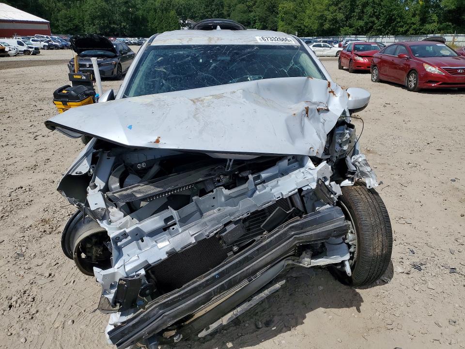 2024 Mitsubishi Eclipse Cross მანქანა იყიდება აუქციონზე, vin: JA4ATWAA7RZ061595, აუქციონის ნომერი: 67332686