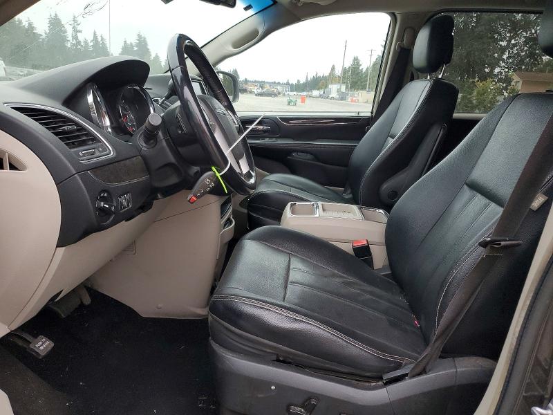 2015 Chrysler Town & Country მანქანა იყიდება აუქციონზე, vin: 2C4RC1BGXFR662018, აუქციონის ნომერი: 66481376