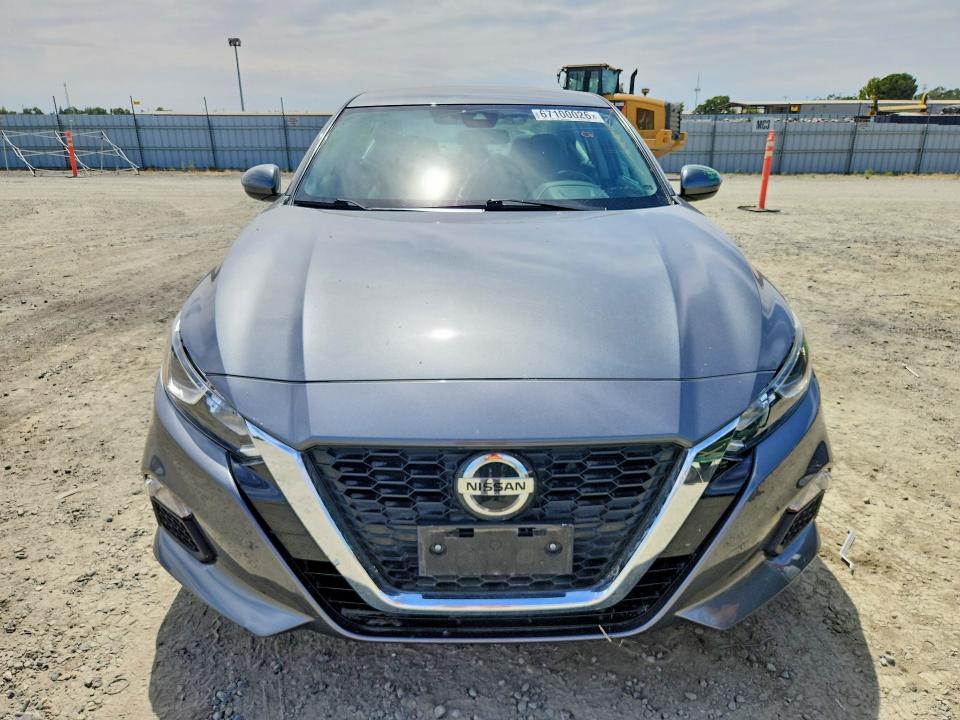 67100026 :رقم المزاد ، 1N4BL4BV3LC172810 vin ، 2020 Nissan Altima مزاد بيع