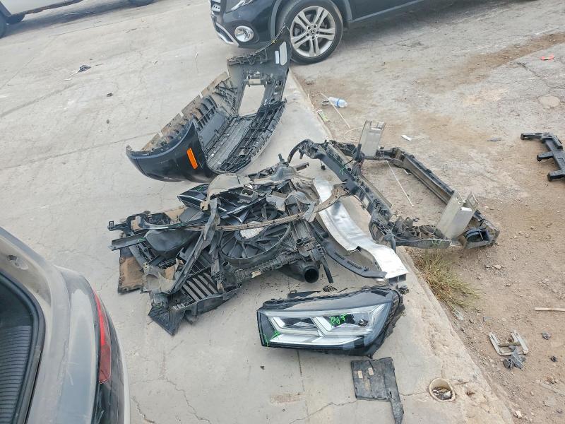 63718896 :رقم المزاد ، WA1BNAFY2J2118760 vin ، 2018 Audi Q5 مزاد بيع