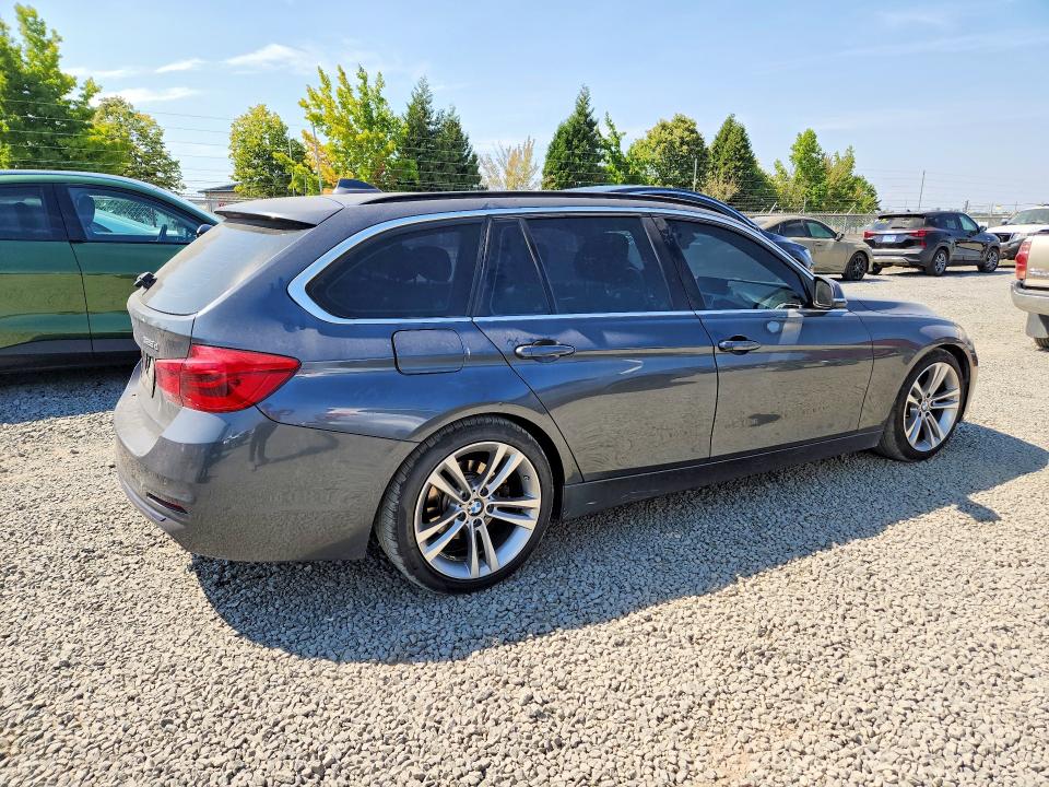 64511116 :رقم المزاد ، WBA8J1C57GK458448 vin ، 2016 Bmw 328 مزاد بيع