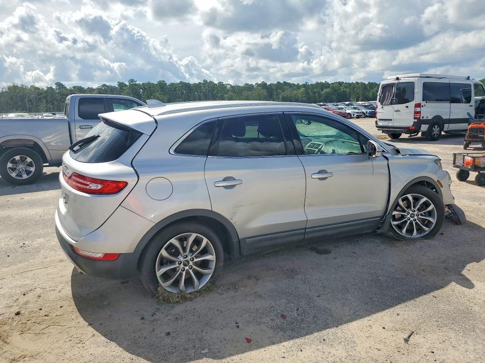 Продажа на аукционе авто 2017 Lincoln Mkc, vin: 5LMCJ2C95HUL16006, номер лота: 64018536
