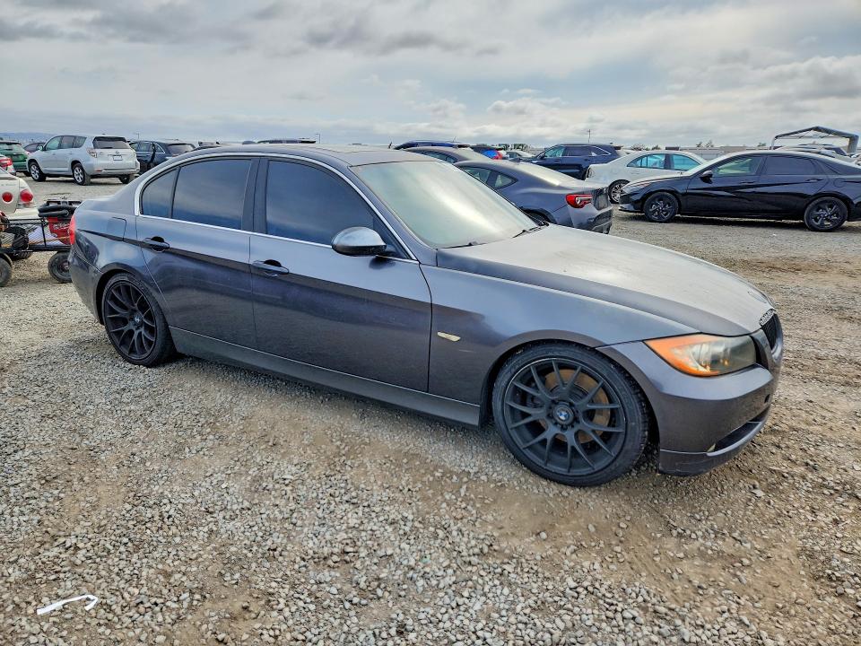 2006 Bmw 330 მანქანა იყიდება აუქციონზე, vin: WBAVB33586KR74098, აუქციონის ნომერი: 65195246