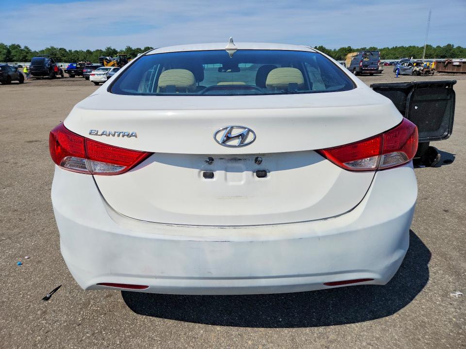 2013 Hyundai Elantra მანქანა იყიდება აუქციონზე, vin: 5NPDH4AE3DH383470, აუქციონის ნომერი: 66020496