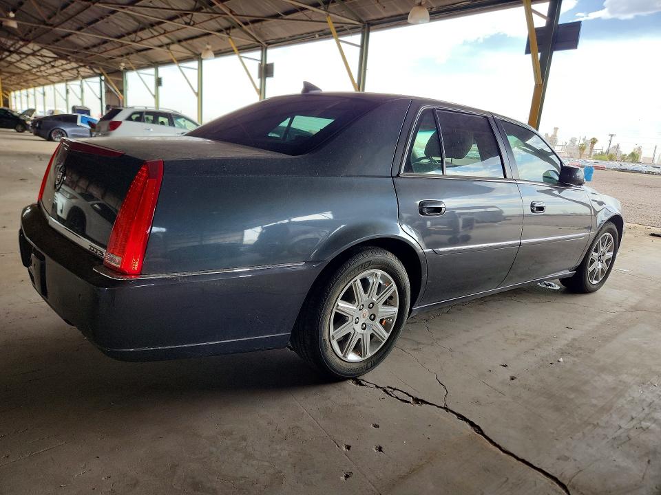 2010 Cadillac Dts მანქანა იყიდება აუქციონზე, vin: 1G6KH5EY9AU117649, აუქციონის ნომერი: 64024076