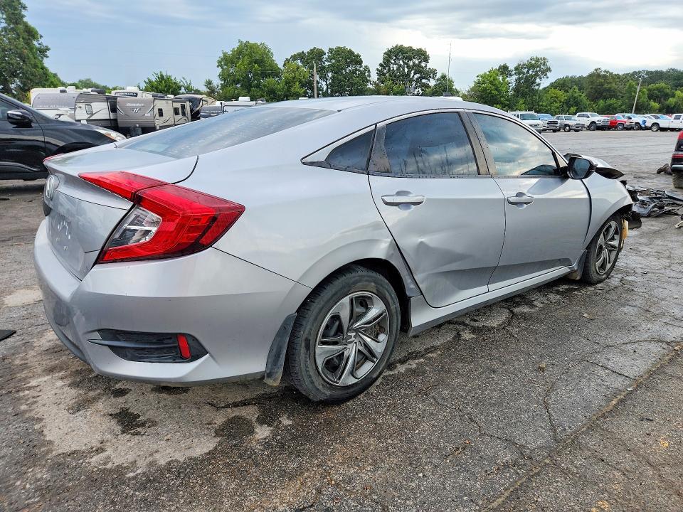 Продажа на аукционе авто 2018 Honda Civic, vin: 2HGFC2F58JH600540, номер лота: 65685526
