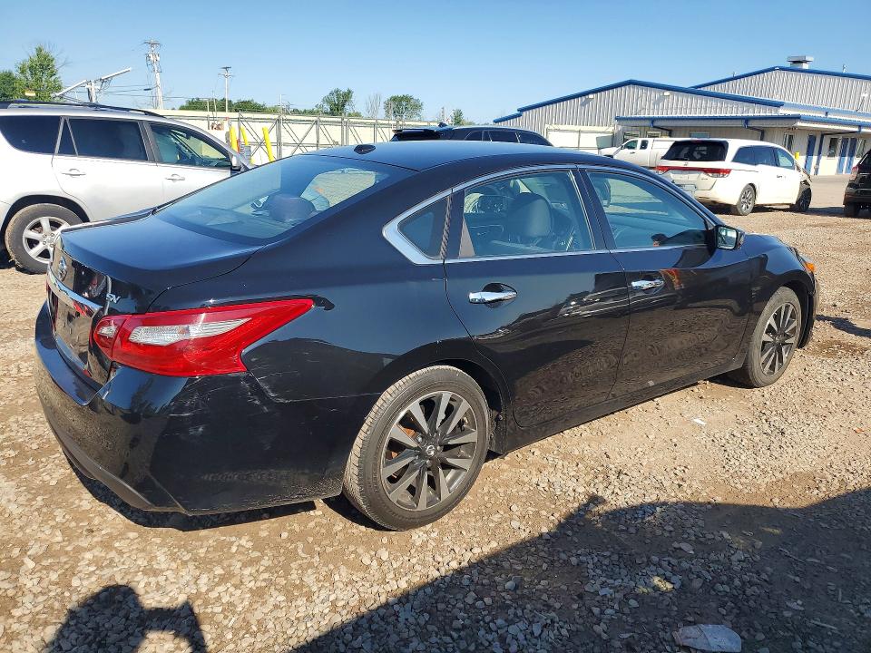 63493786 :رقم المزاد ، 1N4AL3AP5JC265706 vin ، 2018 Nissan Altima مزاد بيع