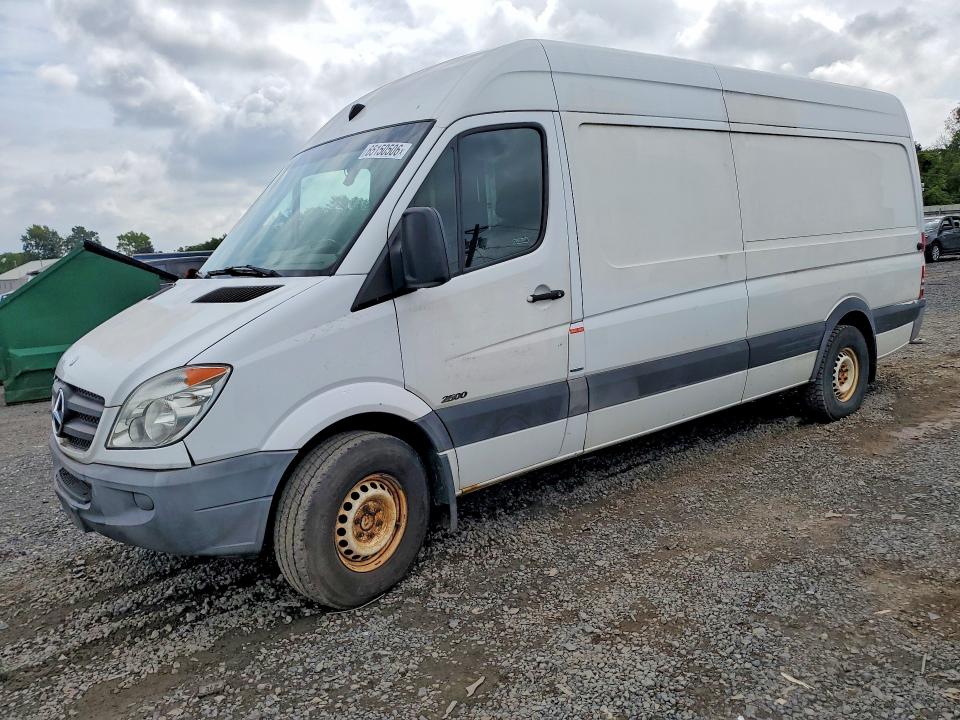 2011 Mercedes-benz Sprinter მანქანა იყიდება აუქციონზე, vin: WD3PE8CB0B5573749, აუქციონის ნომერი: 65150506