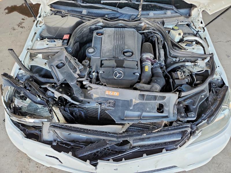 2013 Mercedes-benz C მანქანა იყიდება აუქციონზე, vin: WDDGF4HB5DA784580, აუქციონის ნომერი: 66235176