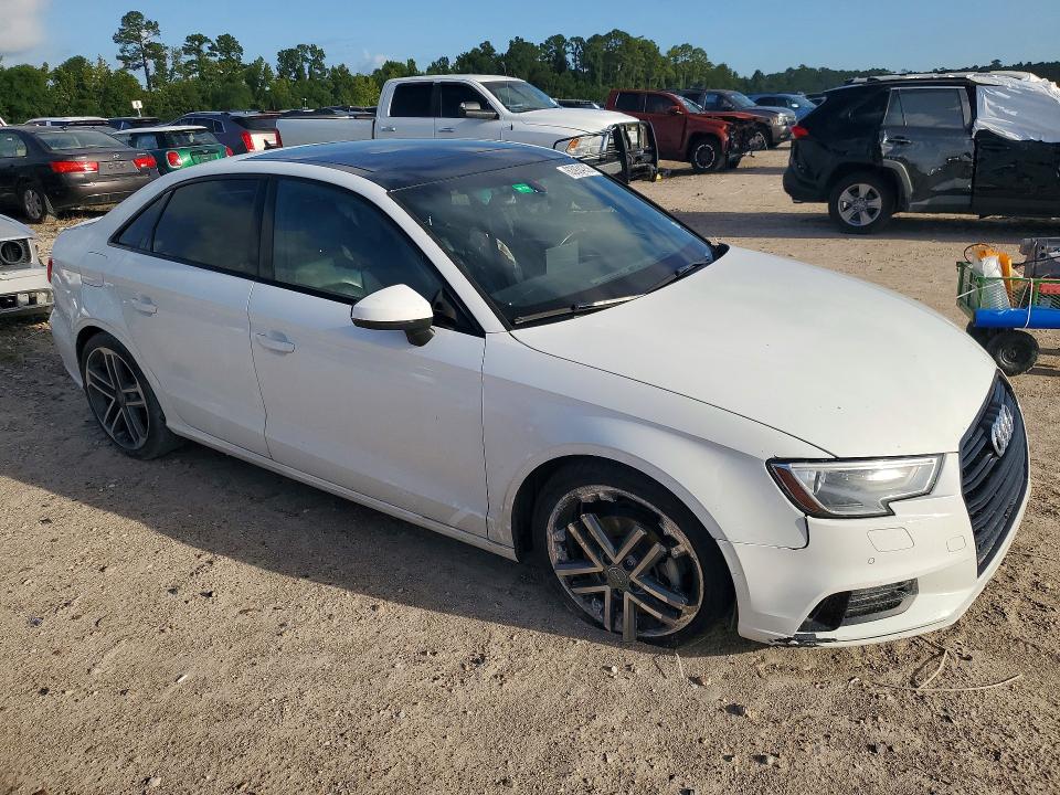 63934256 :رقم المزاد ، WAUAUGFFXLA104679 vin ، 2020 Audi A3 مزاد بيع