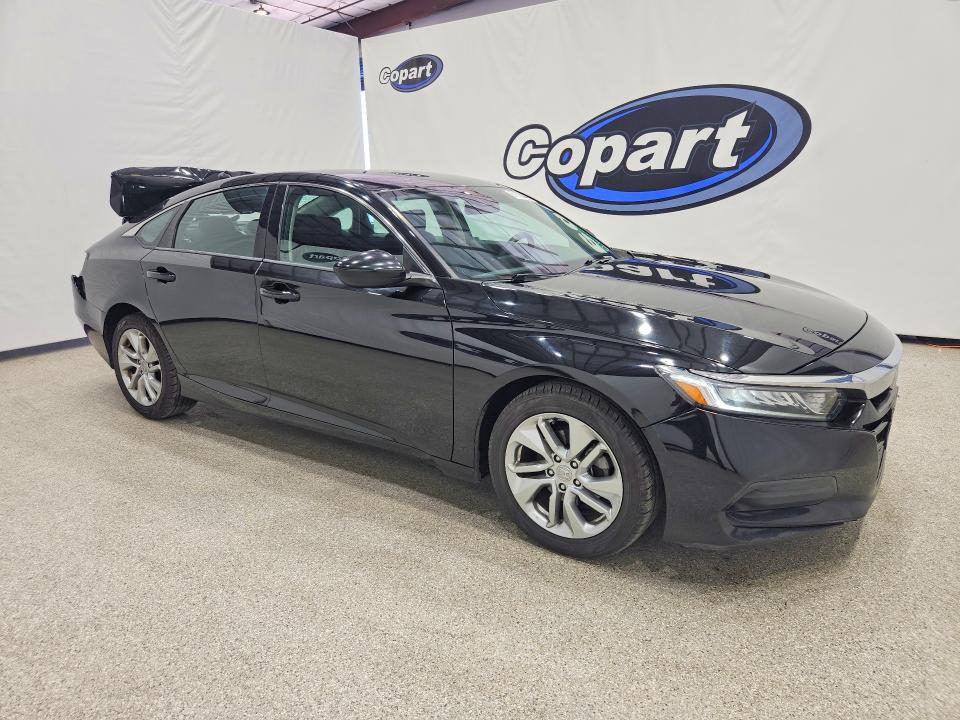 2018 Honda Accord მანქანა იყიდება აუქციონზე, vin: 1HGCV1F10JA221003, აუქციონის ნომერი: 67125446
